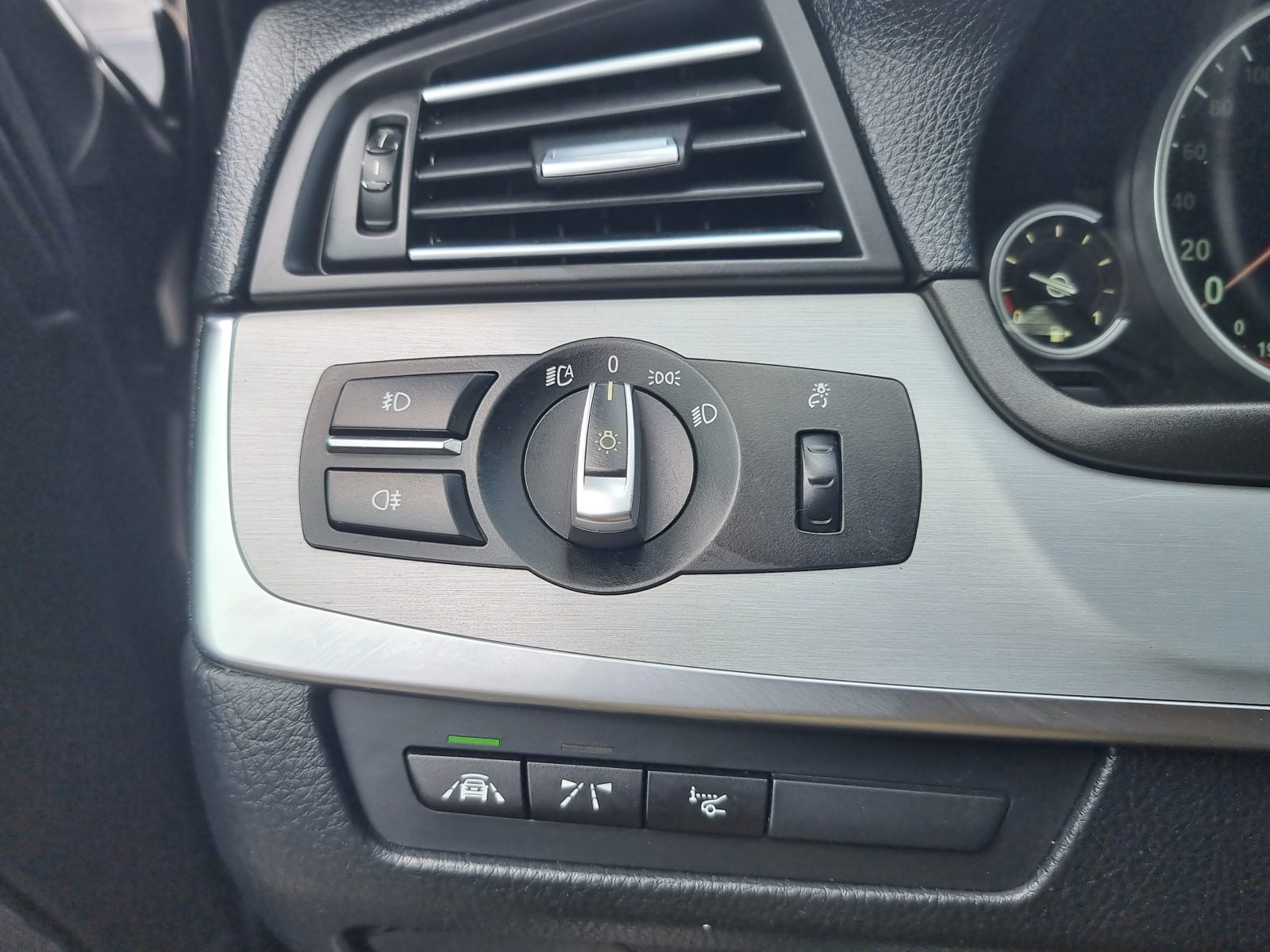 BMW 525D XDRIVE FACELIFT M-PAKET, 2.0 DIESEL, 218 CP, AN 2015, EURO 6           RATE-LIVRARE-GARANTIE