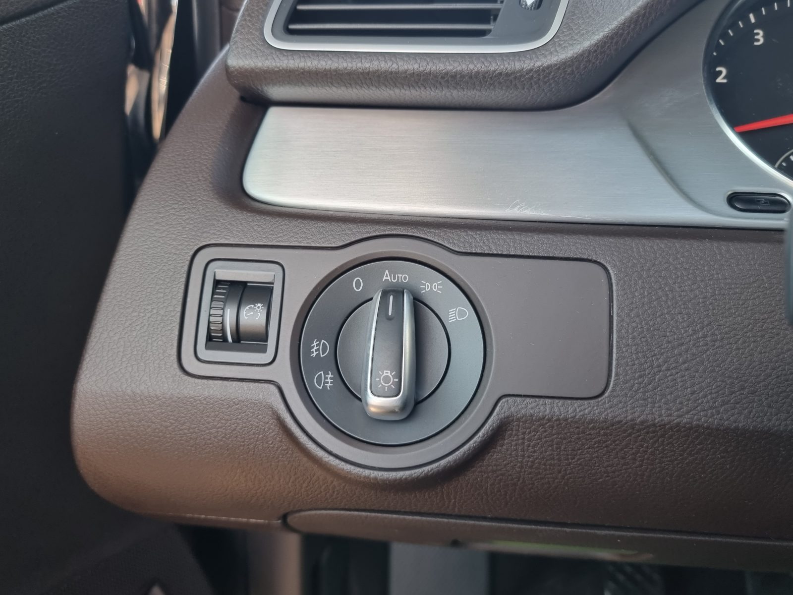VOLKSWAGEN PASSAT, 1.8 TSI, 160 CP, AN 2012, EURO 5          RATE-LIVRARE-GARANTIE