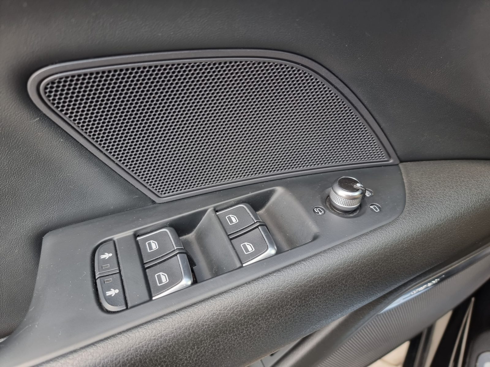 AUDI A7 S-LINE QUATTRO, 3.0 TDI, 245 CP, AN 2012, EURO 5           RATE-LIVRARE-GARANTIE