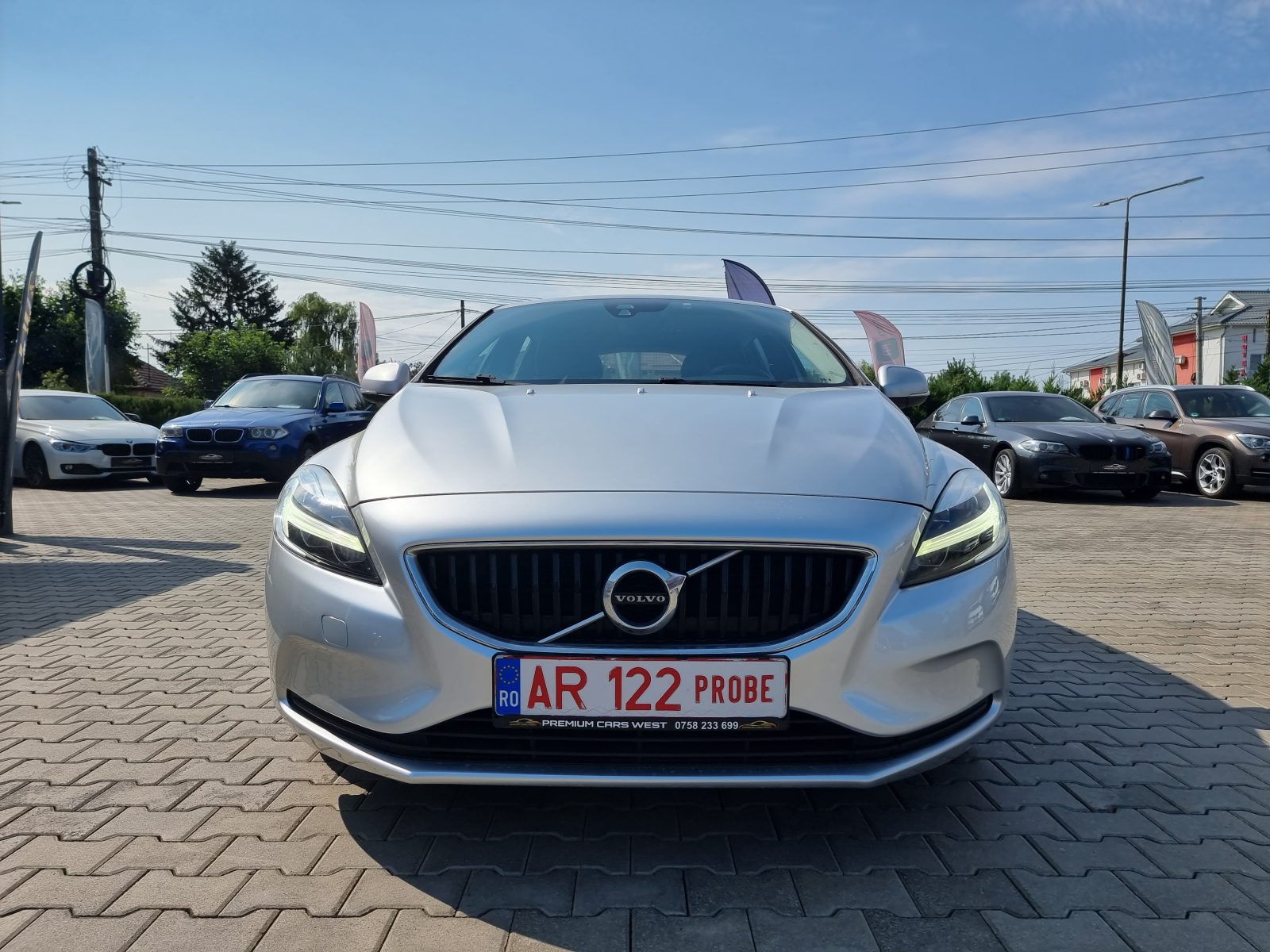VOLVO V40, 2.0 DIESEL, 120 CP, AN 2017, EURO 6         RATE-LIVRARE-GARANTIE