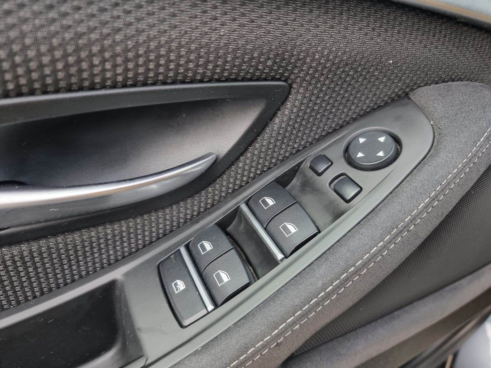 BMW 525D XDRIVE FACELIFT M-PAKET, 2.0 DIESEL, 218 CP, AN 2015, EURO 6           RATE-LIVRARE-GARANTIE