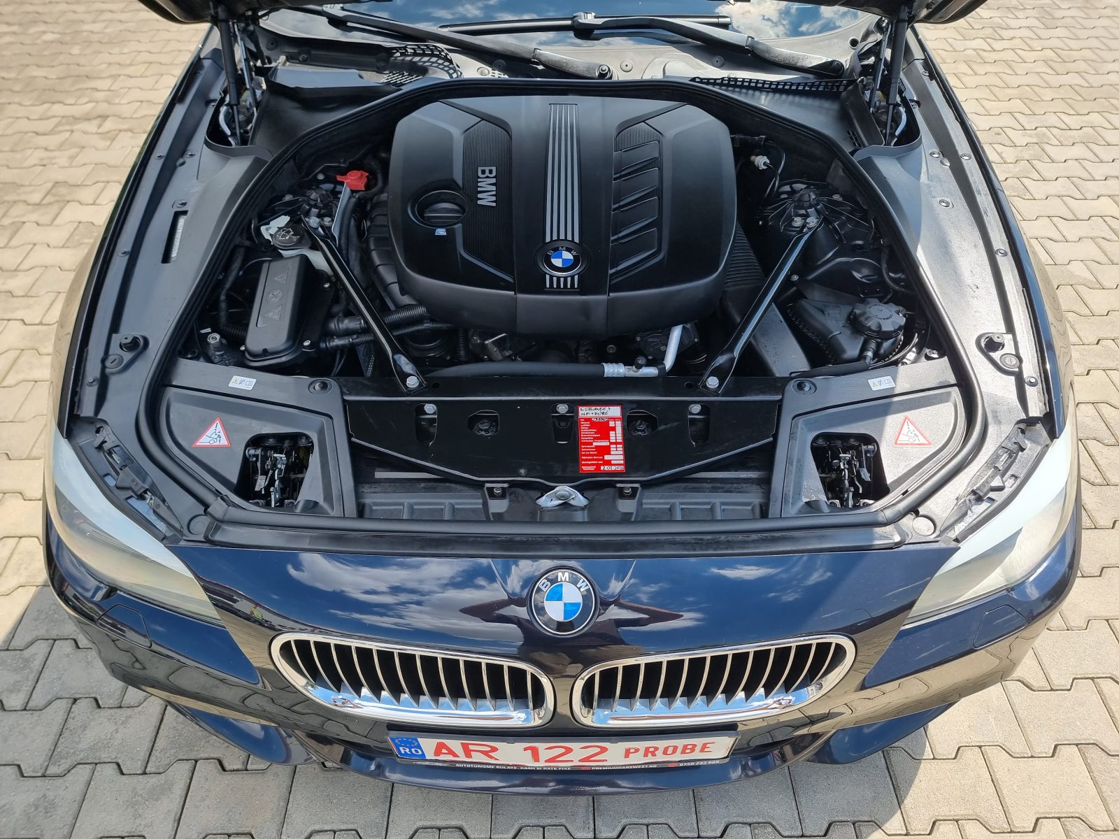 BMW 520D M-PACKET, 2.0 DIESEL, 184 CP, AN 2011, EURO 5         REVIZIE EFECTUATA ( DISTRIBUTIE + ULEI + FILTRE )       RATE-LIVRARE-GARANTIE