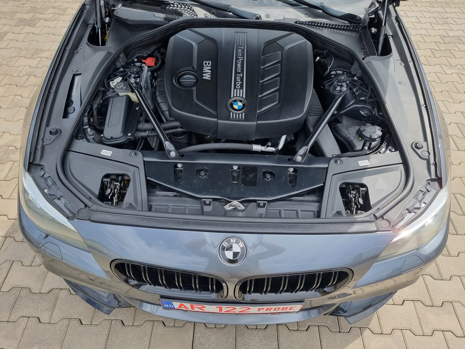 BMW 525D XDRIVE FACELIFT M-PAKET, 2.0 DIESEL, 218 CP, AN 2015, EURO 6           RATE-LIVRARE-GARANTIE