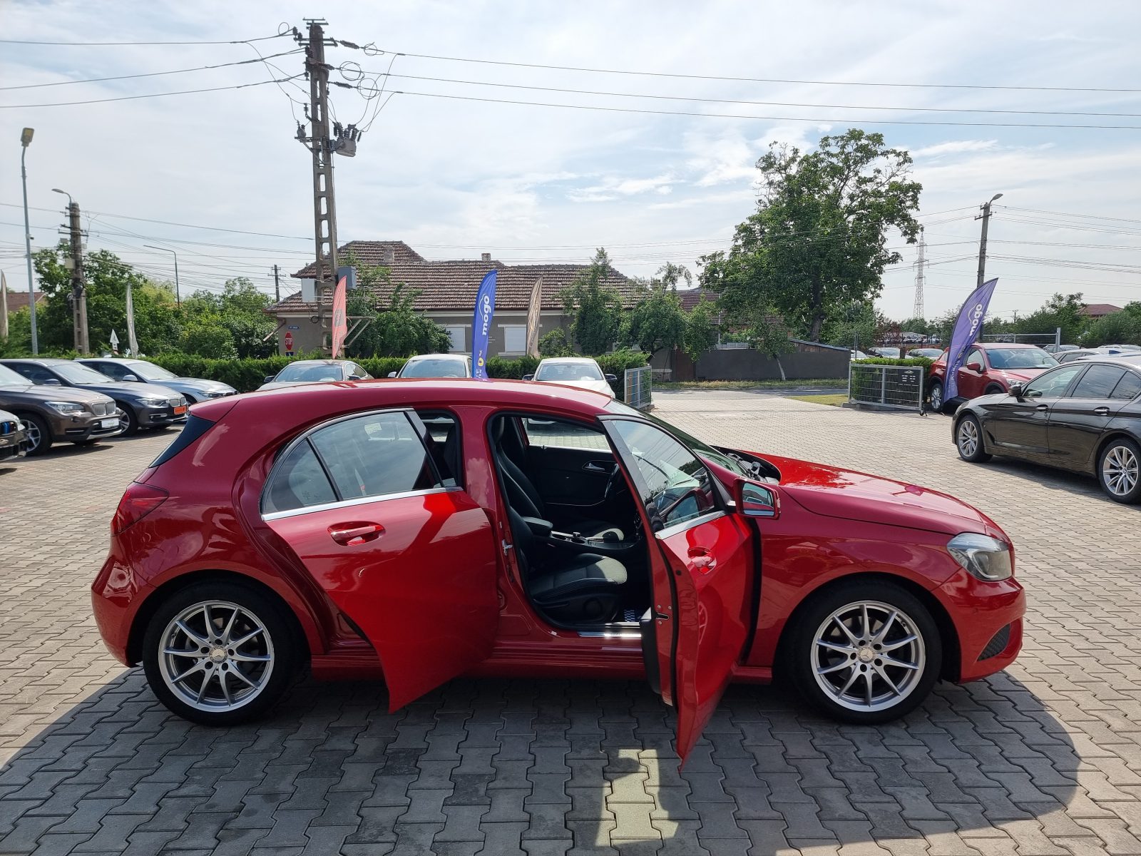 MERCEDES-BENZ A180, 1.6 BENZINA, 122 CP, AN 2015, EURO 6         RATE-LIVRARE-GARANTIE