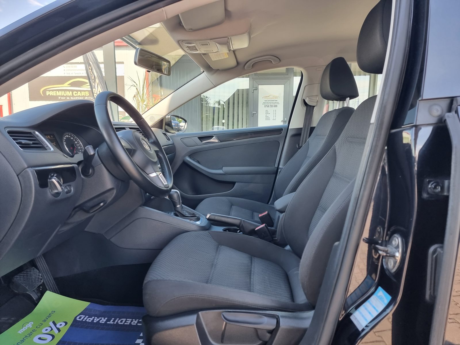 VOLKSWAGEN JETTA, 2.0 TDI, 140 CP, AN 2011, EURO 5     RATE-LIVRARE-GARANTIE