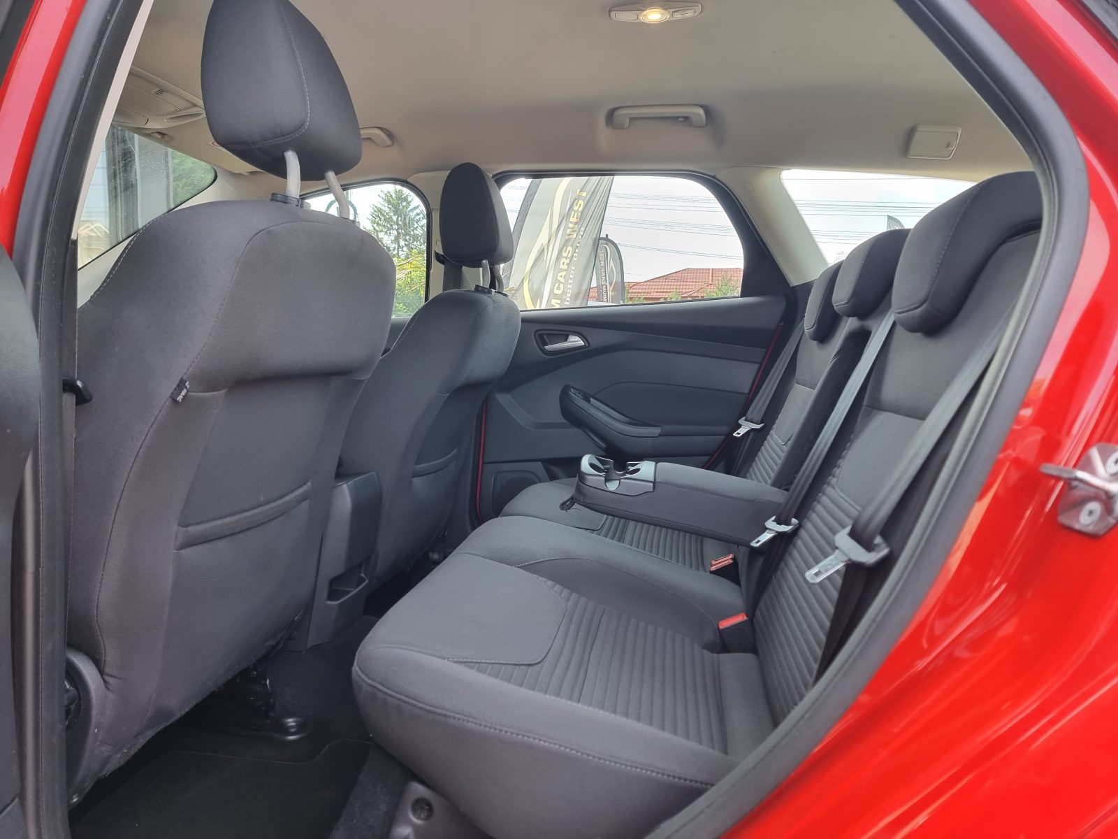 FORD FOCUS, 1.5 BENZINA, 150 CP, AN 2015, EURO 6       REVIZIE EFECTUATA ( DISTRIBUTIE + ULEI + FILTRE )         RATE-LIVRARE-GARANTIE