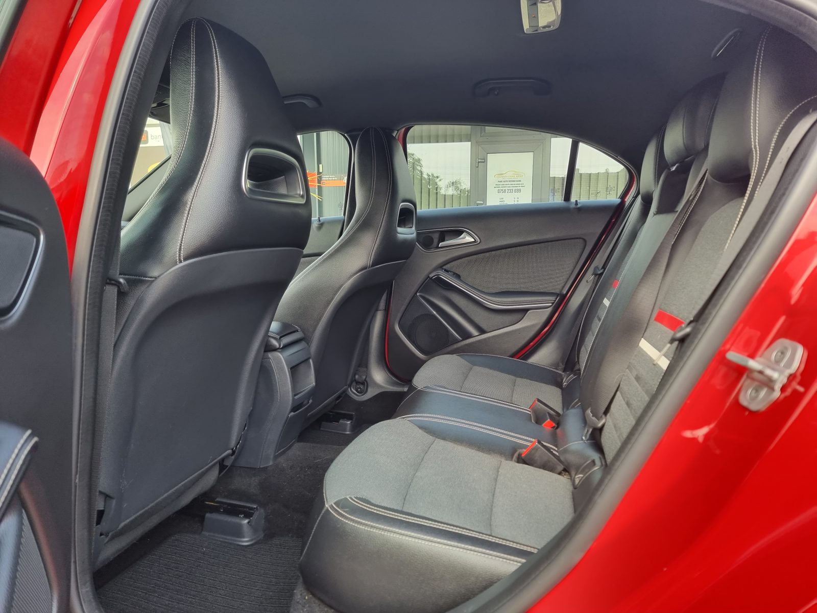MERCEDES-BENZ A180, 1.6 BENZINA, 122 CP, AN 2015, EURO 6         RATE-LIVRARE-GARANTIE