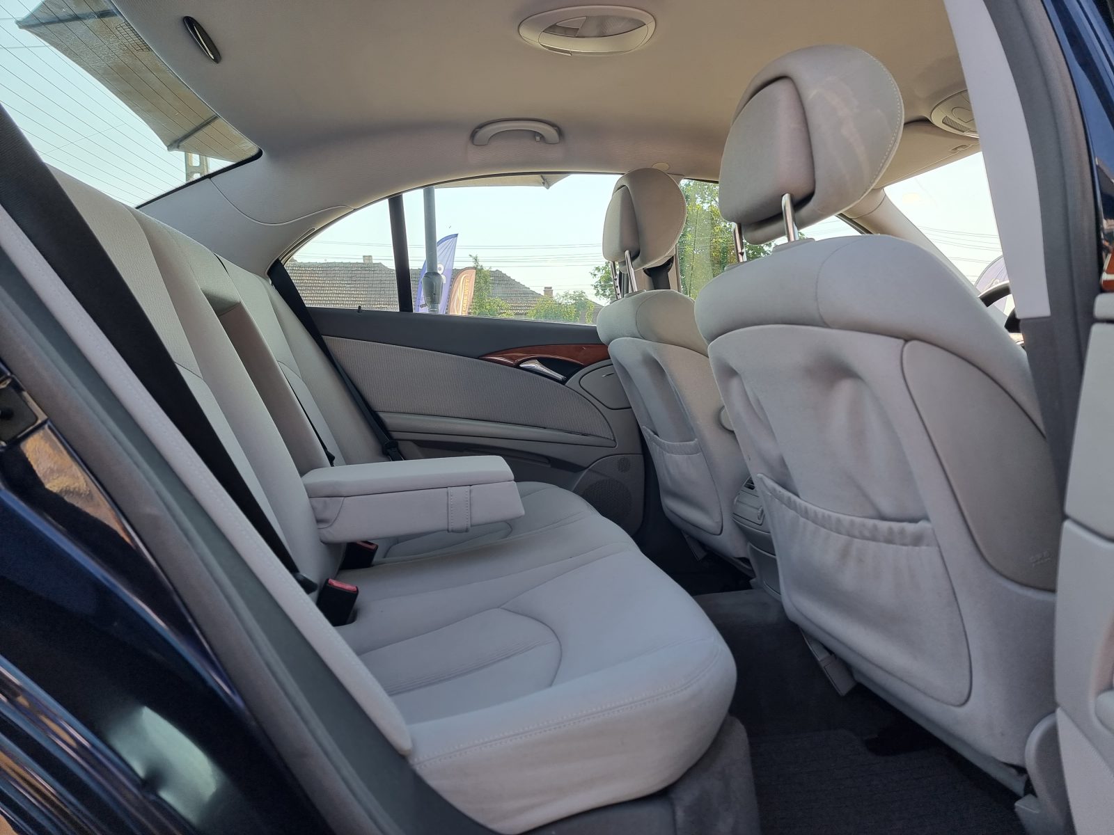 MERCEDES-BENZ E200 KOMPRESSOR, 1.8 BENZINA, 184 CP, AN 2007            RATE-LIVRARE-GARANTIE