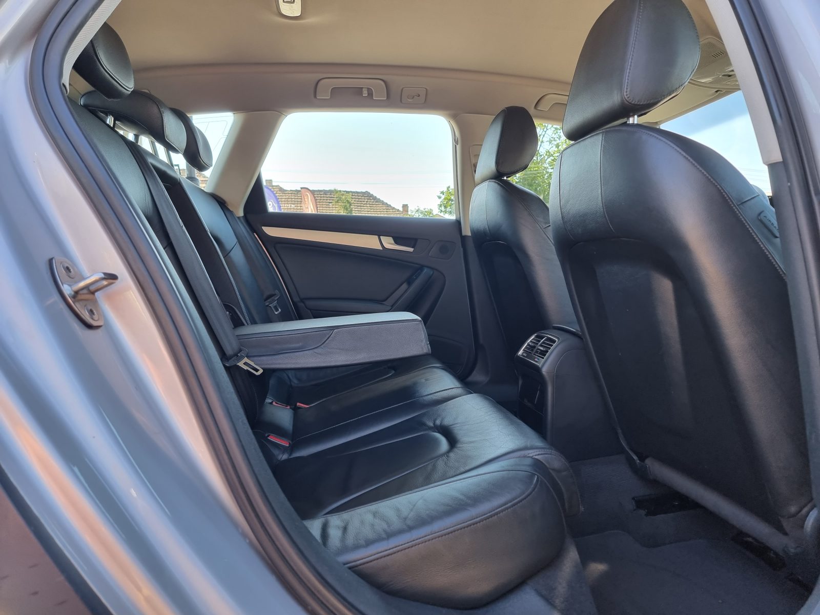 AUDI A4 ALLROAD, 2.0 TDI, 170 CP, AN 2010, EURO 5       RATE-LIVRARE-GARANTIE