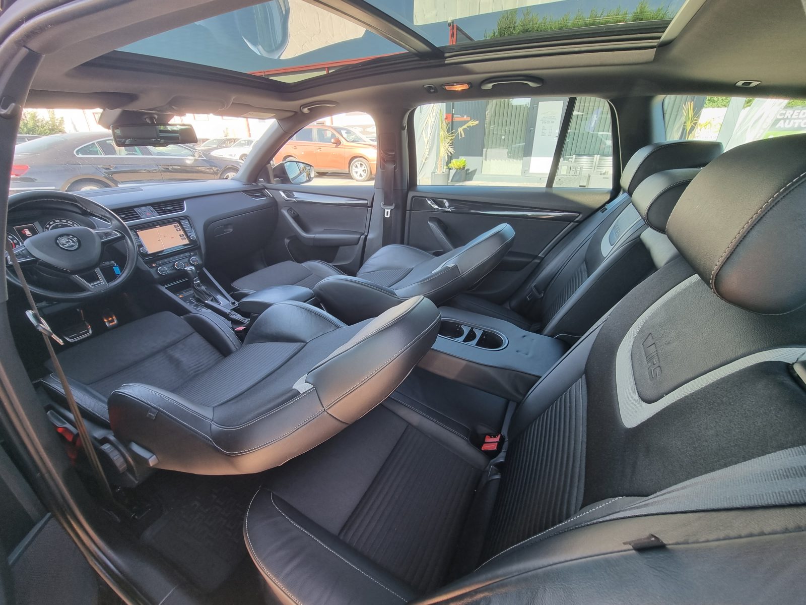 SKODA OCTAVIA VRS, 2.0 TDI, 185 CP, AN 2014 (DISTRIBUTIE SCHIMBATA), EURO 5 RATE-LIVRARE-GARANTIE