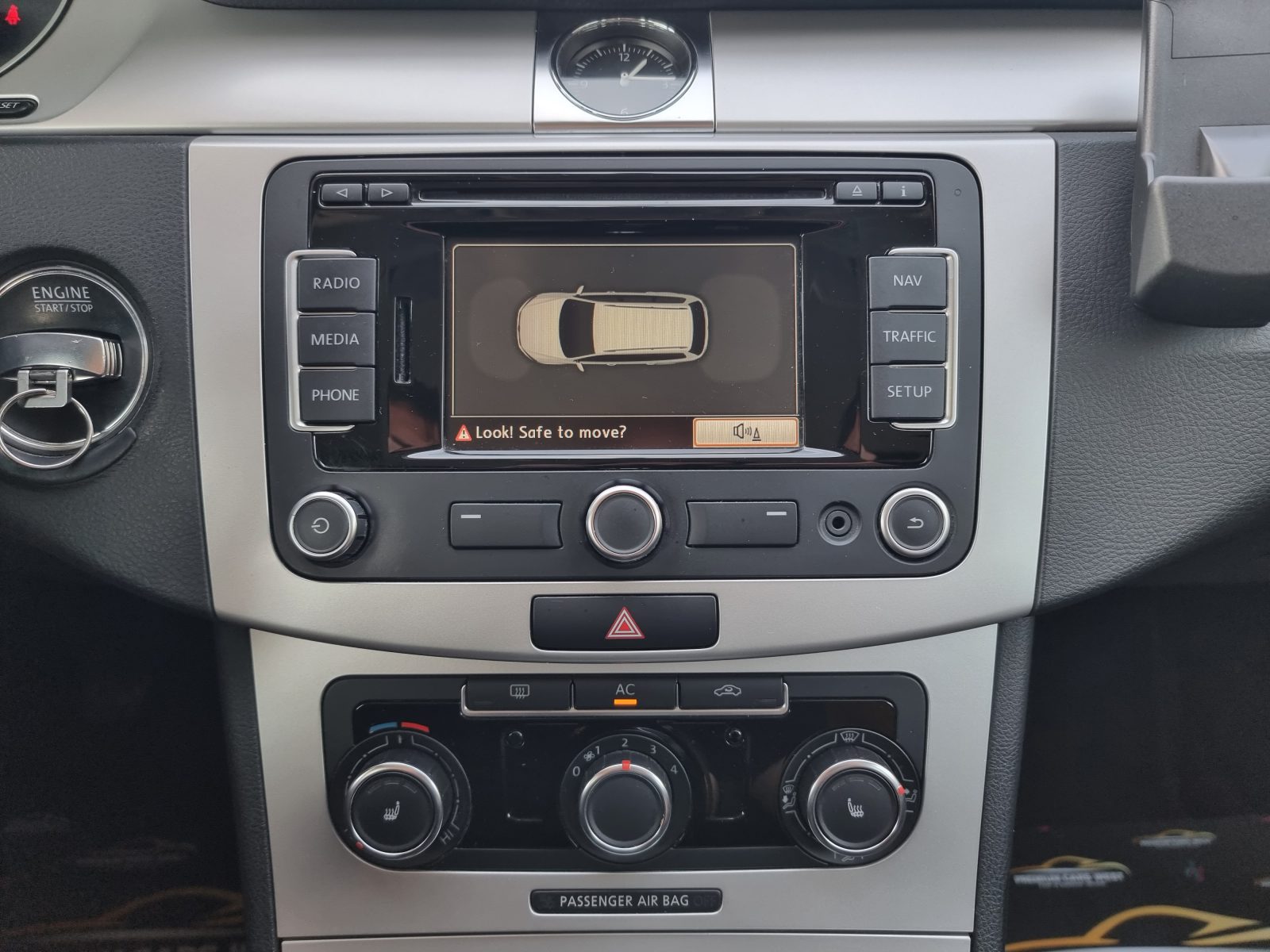 VOLKSWAGEN PASSAT, 2.0 TDI, 140 CP, AN 2011, EURO 5        RATE-LIVRARE-GARANTIE