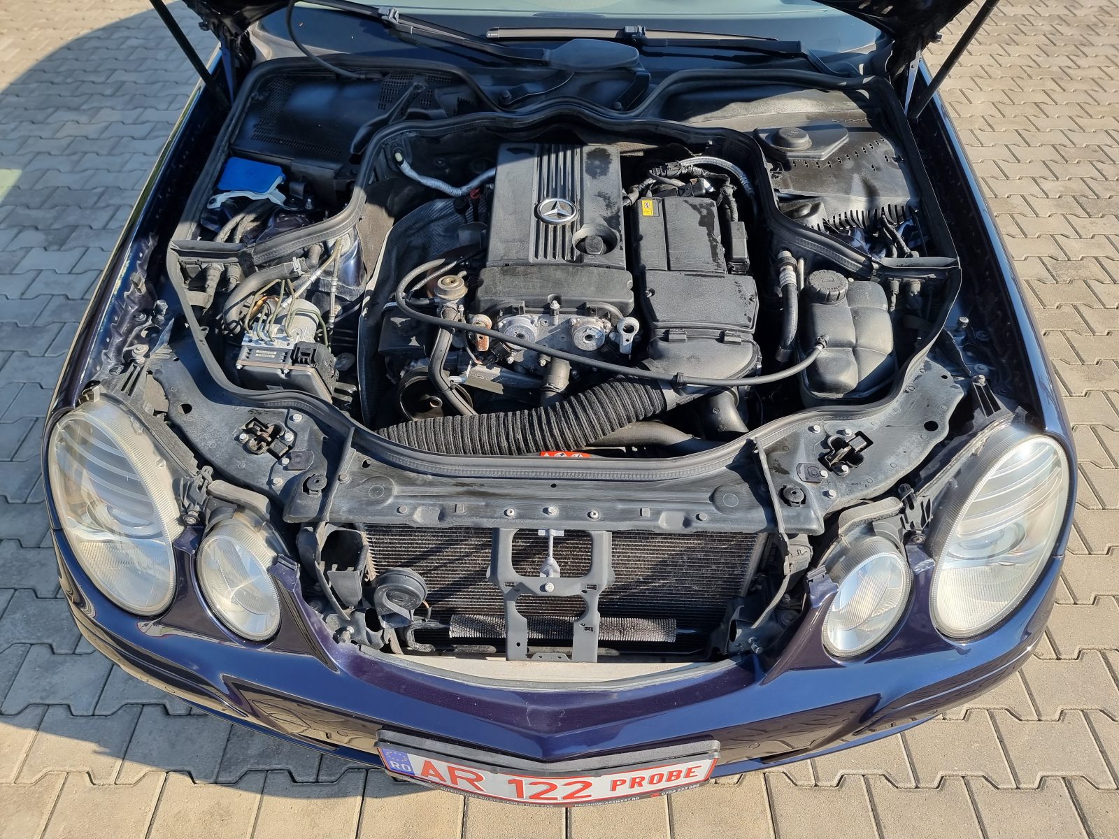 MERCEDES-BENZ E200 KOMPRESSOR, 1.8 BENZINA, 184 CP, AN 2007            RATE-LIVRARE-GARANTIE