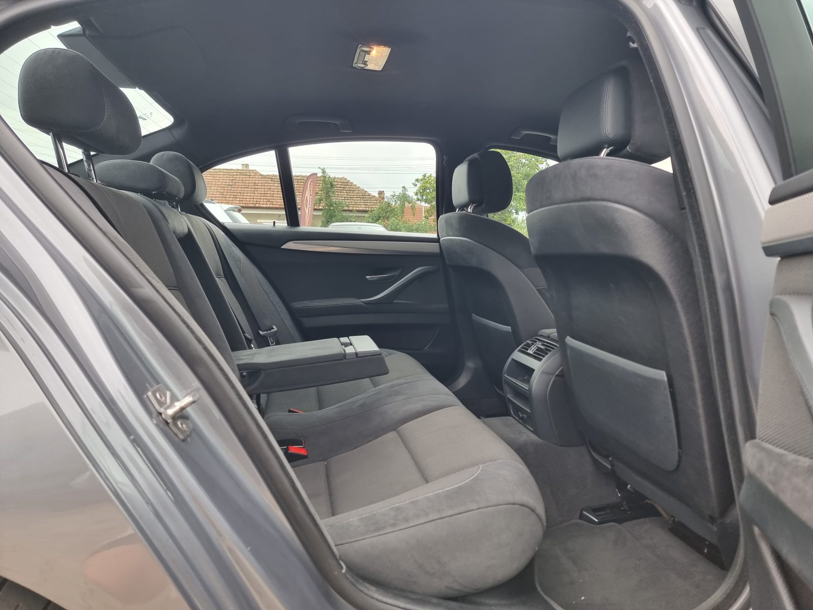 BMW 525D XDRIVE M-PAKET, 2.0 DIESEL, 218 CP, AN 2012, EURO 5    REVIZIE EFECTUATA ( DISTRIBUTIE + ULEI + ULEI CUTIE+ ULEI GRUP + FILTRE )         RATE-LIVRARE-GARANTIE