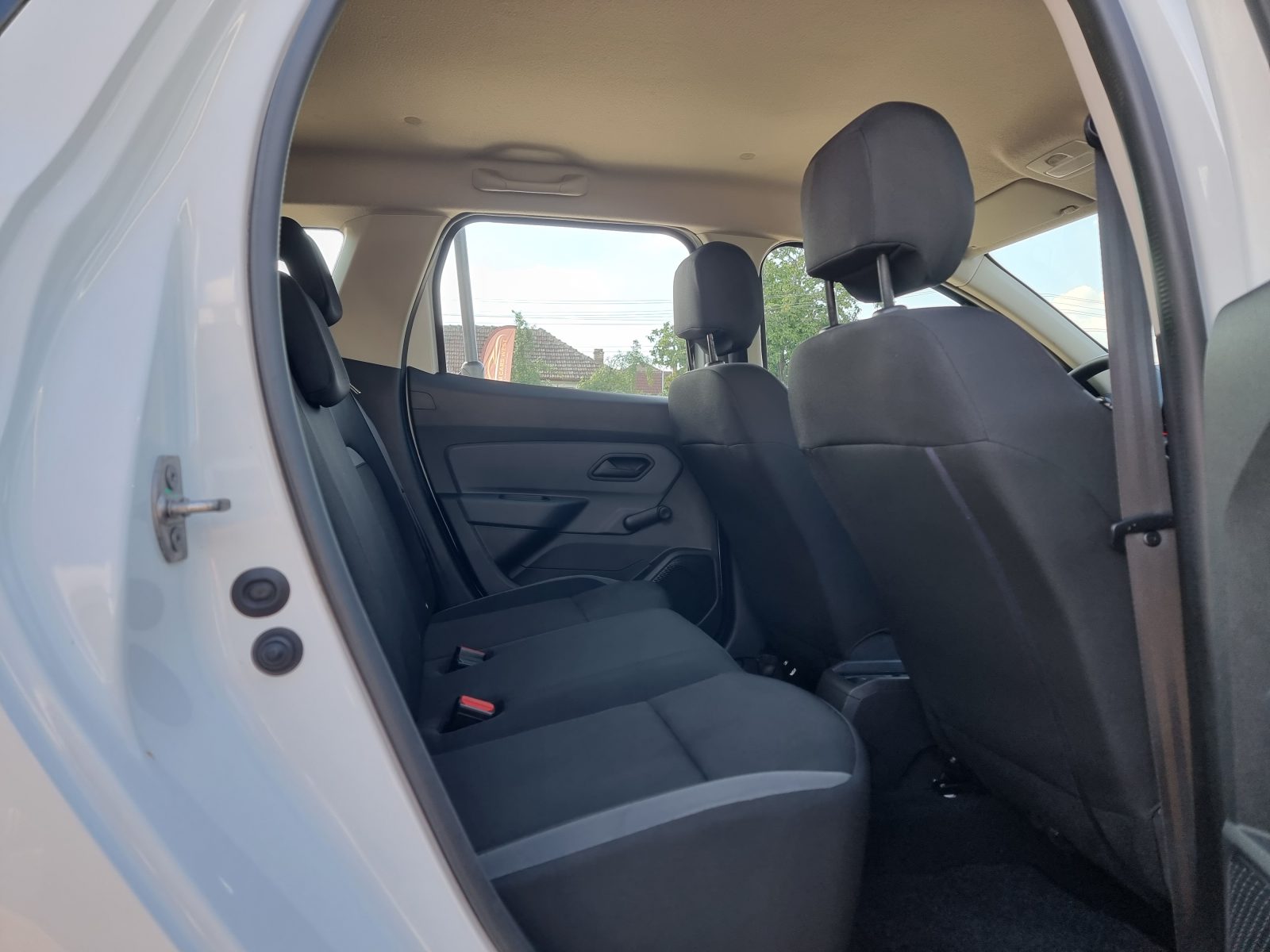DACIA DUSTER, 1.6 BENZINA, 114 CP, AN 2019, EURO 6        RATE-LIVRARE-GARANTIE