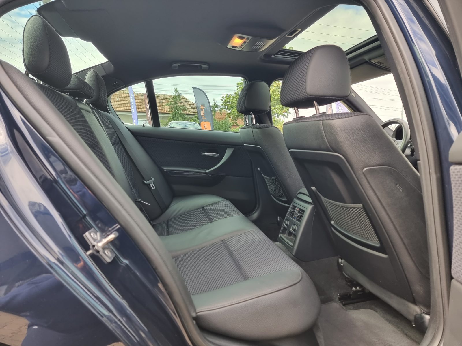 BMW SERIA 3, 2.0 DIESEL, 143 CP, AN 2010, EURO 5         REVIZIE EFECTUATA ( DISTRIBUTIE + ULEI + FILTRE )      RATE-LIVRARE-GARANTIE