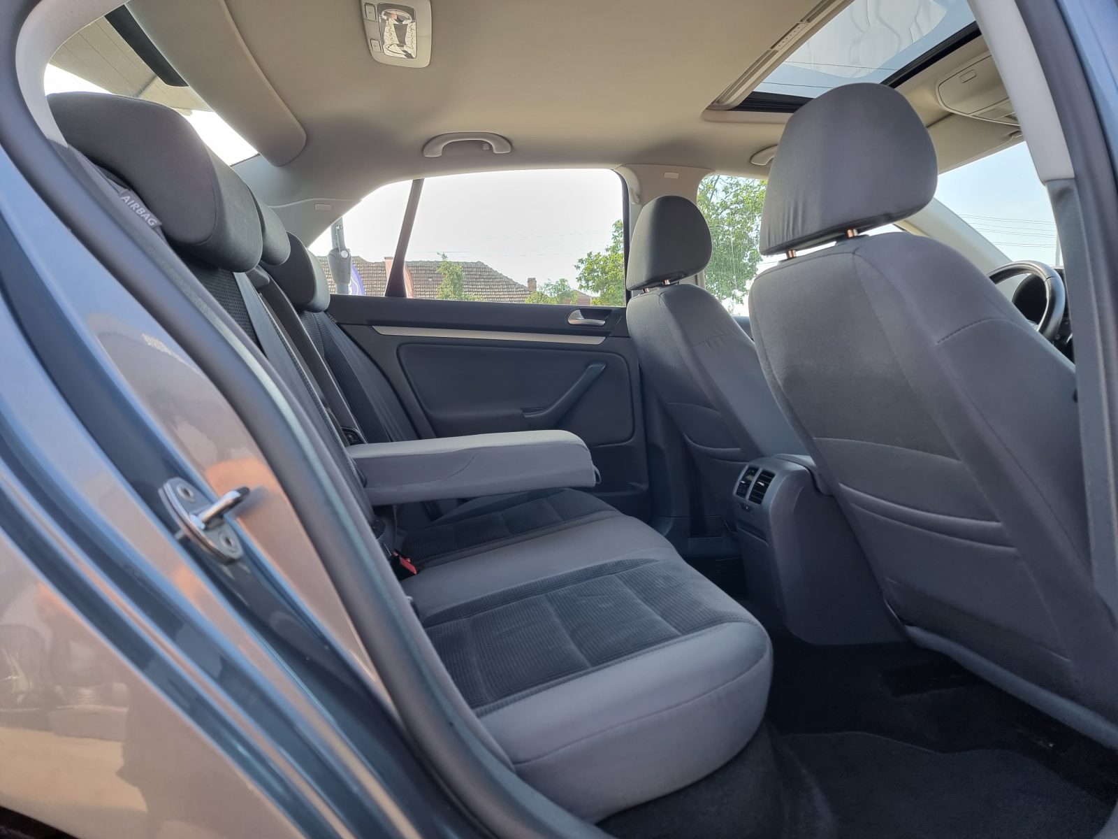 VOLKSWAGEN JETTA, 2.0 TDI, 140 CP, AN 2008       RATE-LIVRARE-GARANTIE