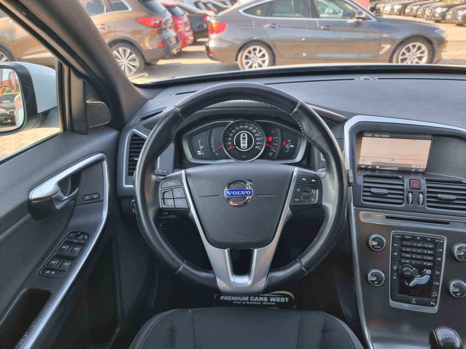 VOLVO XC60 4X4, 2.4 DIESEL, 163 CP, AN 2013, EURO 5        RATE-LIVRARE-GARANTIE