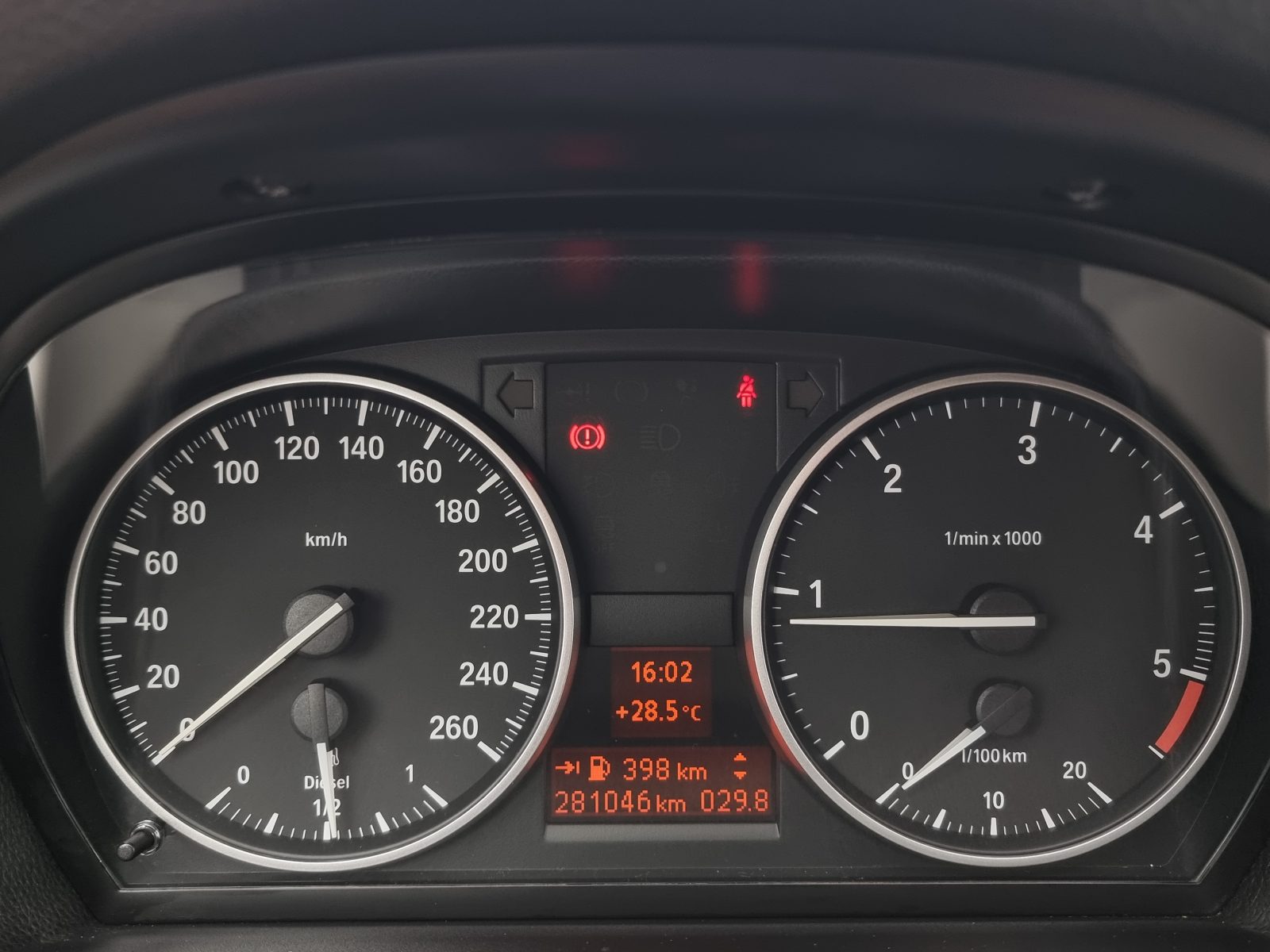 BMW SERIA 3, 2.0 DIESEL, 143 CP, AN 2012, EURO 5        RATE-LIVRARE-GARANTIE