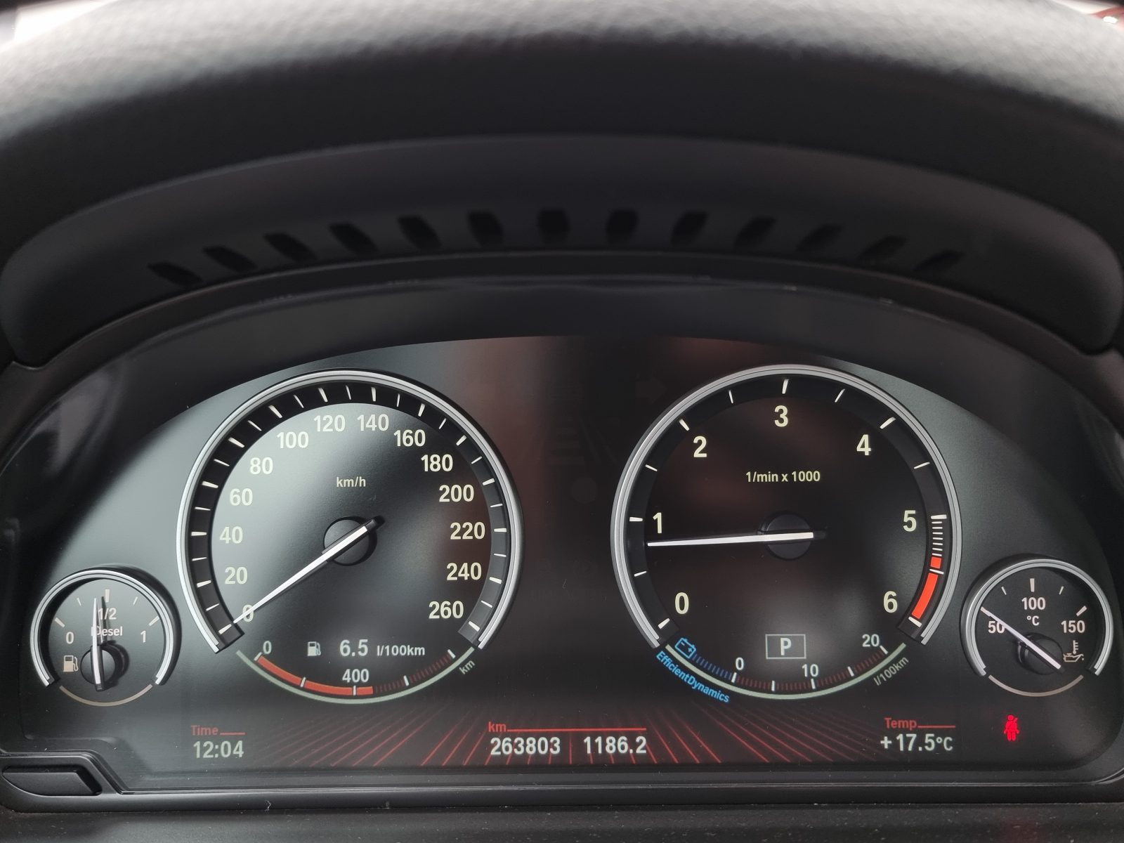 BMW 525D XDRIVE M-PAKET, 2.0 DIESEL, 218 CP, AN 2012, EURO 5    REVIZIE EFECTUATA ( DISTRIBUTIE + ULEI + ULEI CUTIE+ ULEI GRUP + FILTRE )         RATE-LIVRARE-GARANTIE