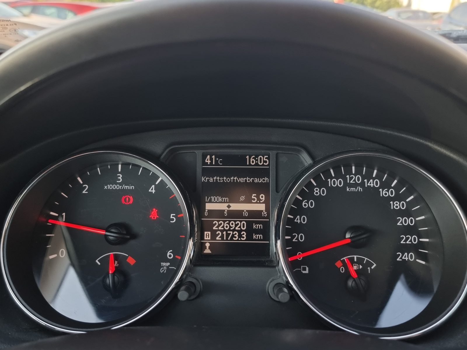 NISSAN QASHQAI 4X4, 1.6 DIESEL, 130 CP, AN 2012, EURO 5        RATE-LIVRARE-GARANTIE