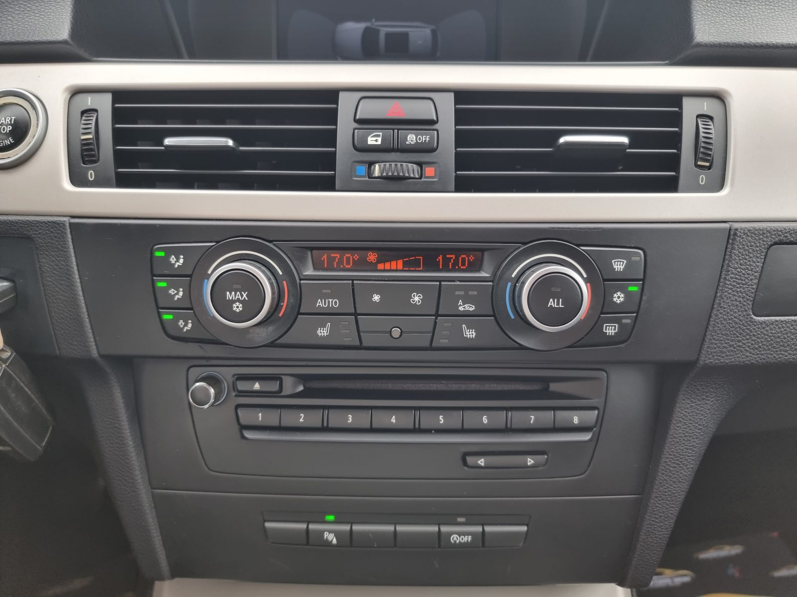 BMW SERIA 3, 2.0 DIESEL, 143 CP, AN 2012, EURO 5        RATE-LIVRARE-GARANTIE