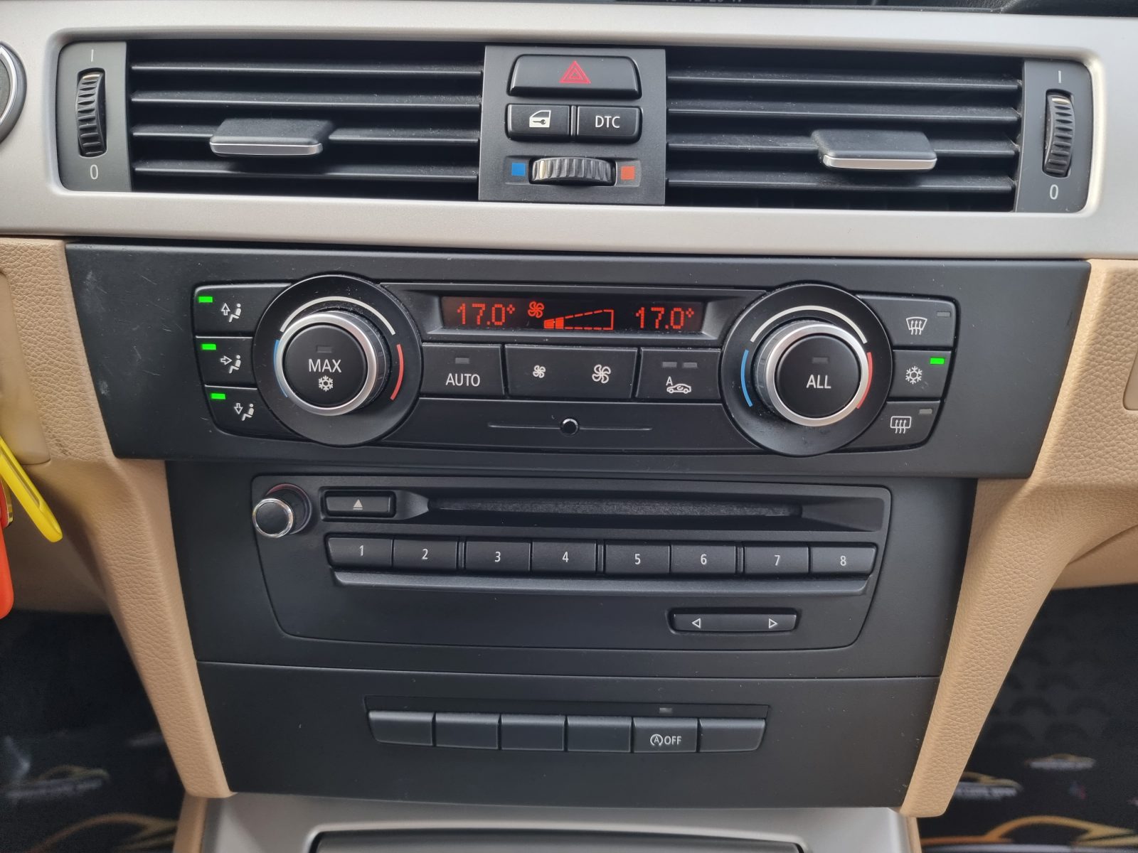 BMW SERIA 3, 2.0 DIESEL, 143 CP, AN 2010, EURO 5         RATE-LIVRARE-GARANTIE