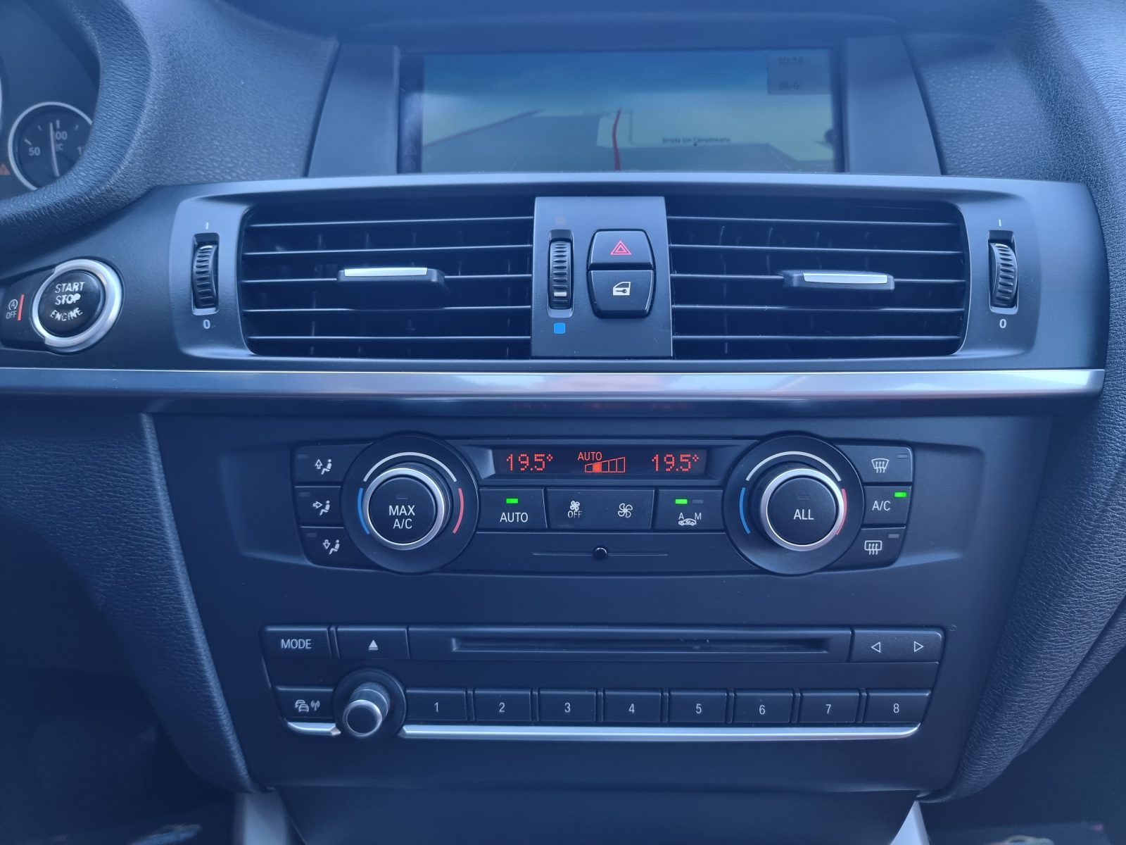 BMW X3 XDRIVE, 2.0 DIESEL, 184 CP, AN 11/2010, EURO 5        RATE-LIVRARE-GARANTIE