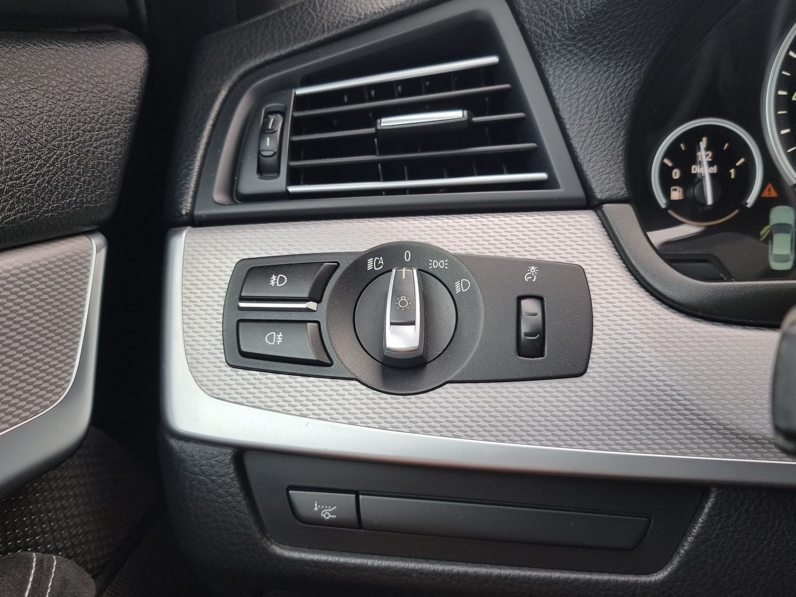 BMW 525D XDRIVE M-PAKET, 2.0 DIESEL, 218 CP, AN 2012, EURO 5    REVIZIE EFECTUATA ( DISTRIBUTIE + ULEI + ULEI CUTIE+ ULEI GRUP + FILTRE )         RATE-LIVRARE-GARANTIE