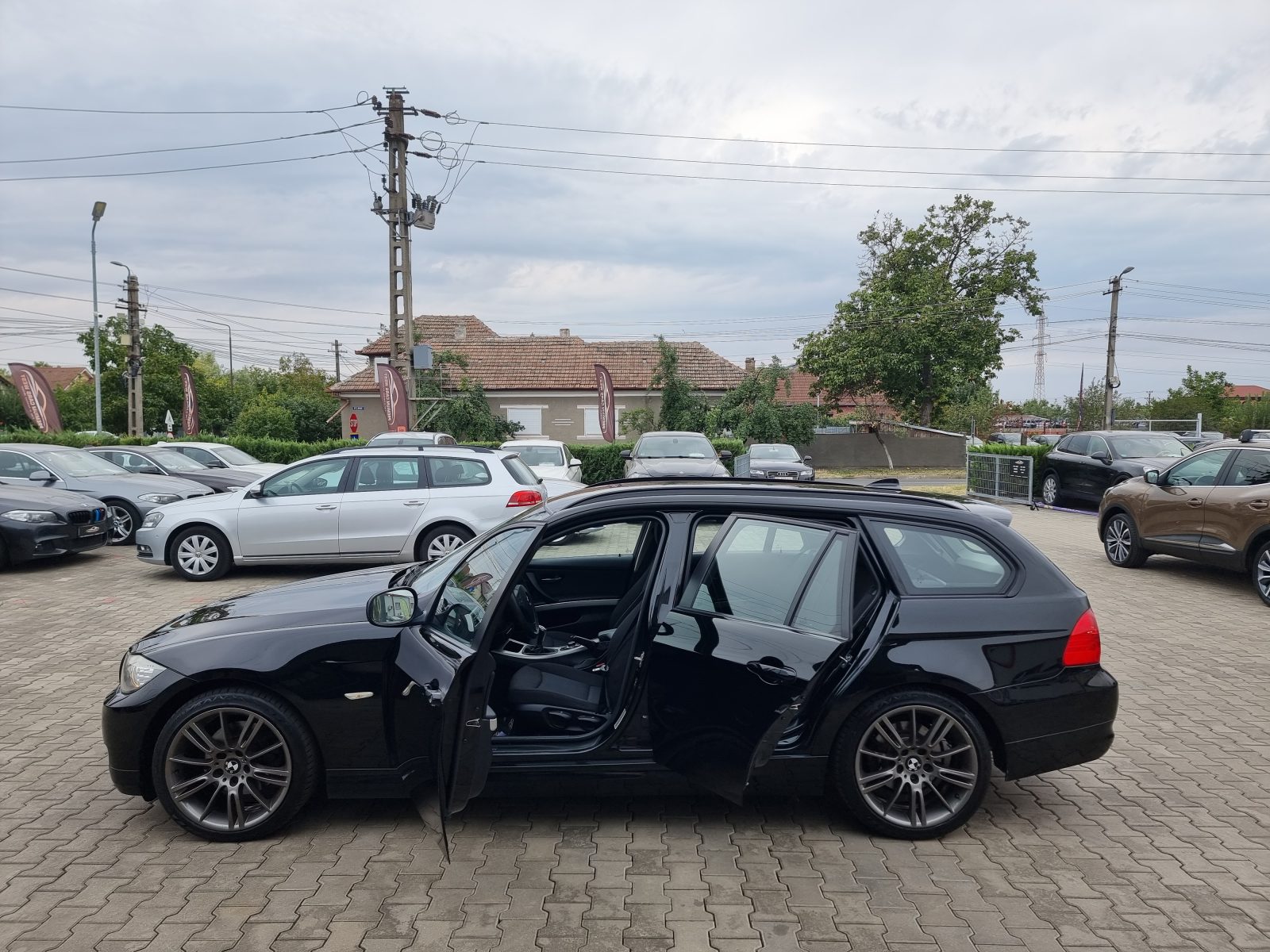 BMW SERIA 3, 2.0 DIESEL, 143 CP, AN 2012, EURO 5        RATE-LIVRARE-GARANTIE