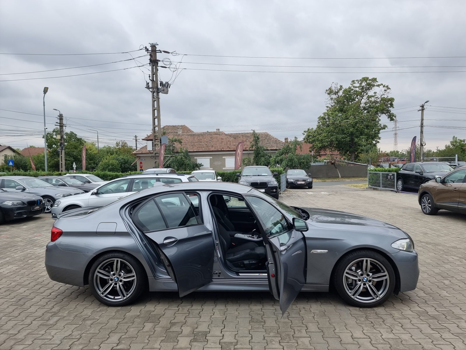 BMW 525D XDRIVE M-PAKET, 2.0 DIESEL, 218 CP, AN 2012, EURO 5    REVIZIE EFECTUATA ( DISTRIBUTIE + ULEI + ULEI CUTIE+ ULEI GRUP + FILTRE )         RATE-LIVRARE-GARANTIE