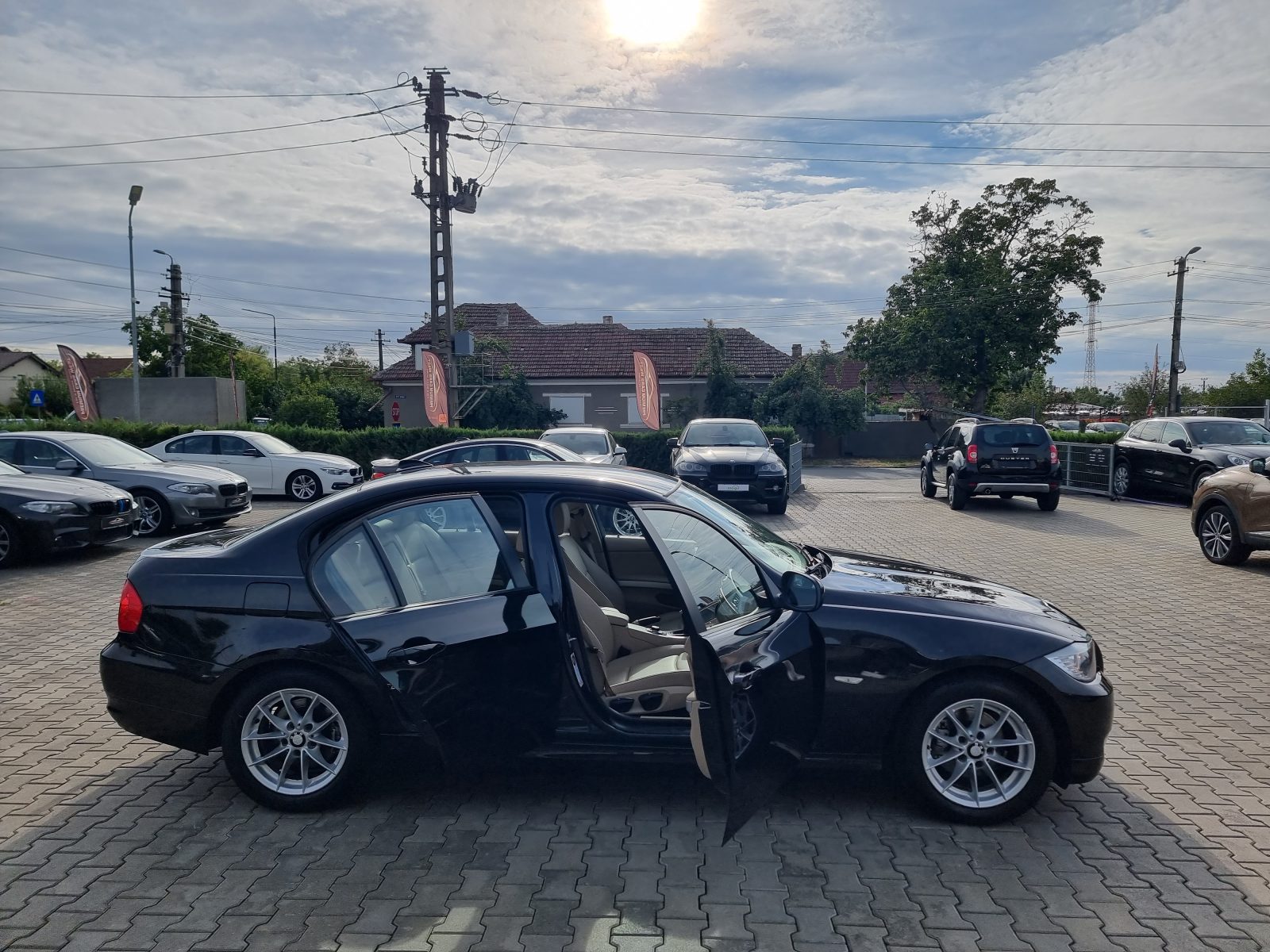 BMW SERIA 3, 2.0 DIESEL, 143 CP, AN 2010, EURO 5         RATE-LIVRARE-GARANTIE