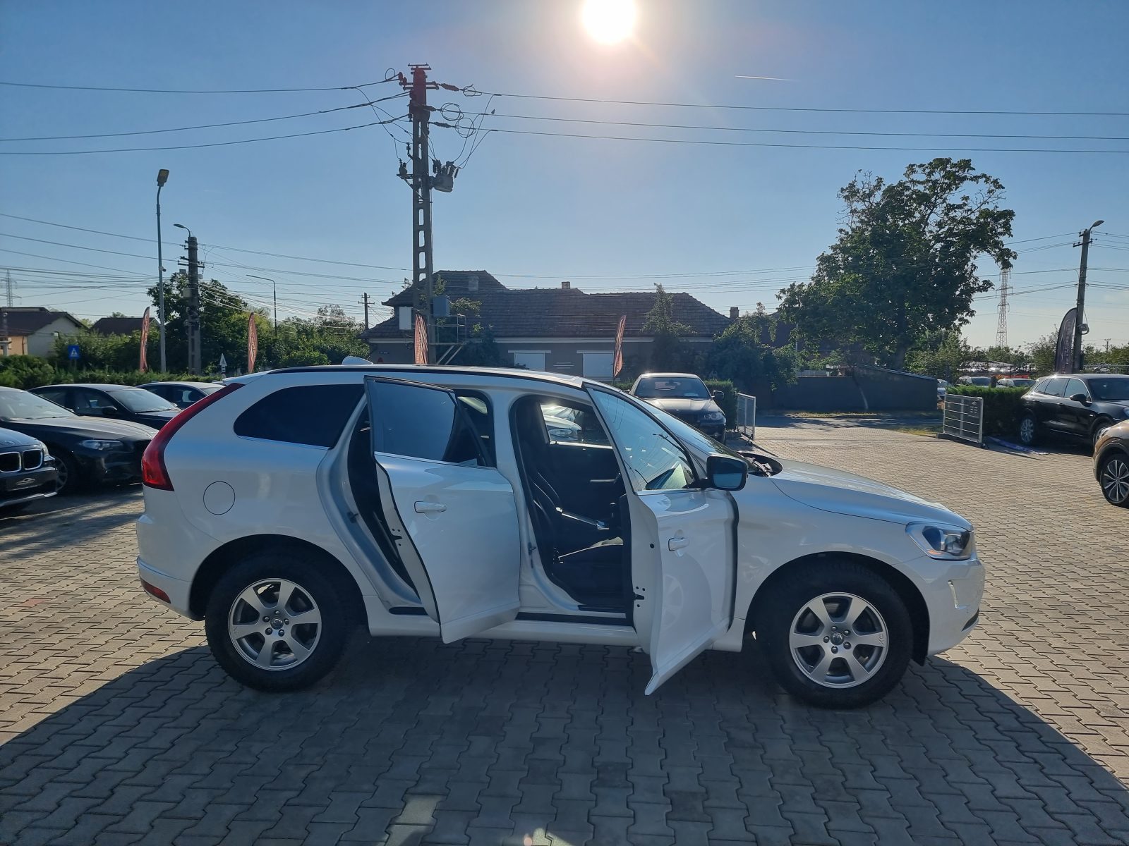 VOLVO XC60 4X4, 2.4 DIESEL, 163 CP, AN 2013, EURO 5        RATE-LIVRARE-GARANTIE