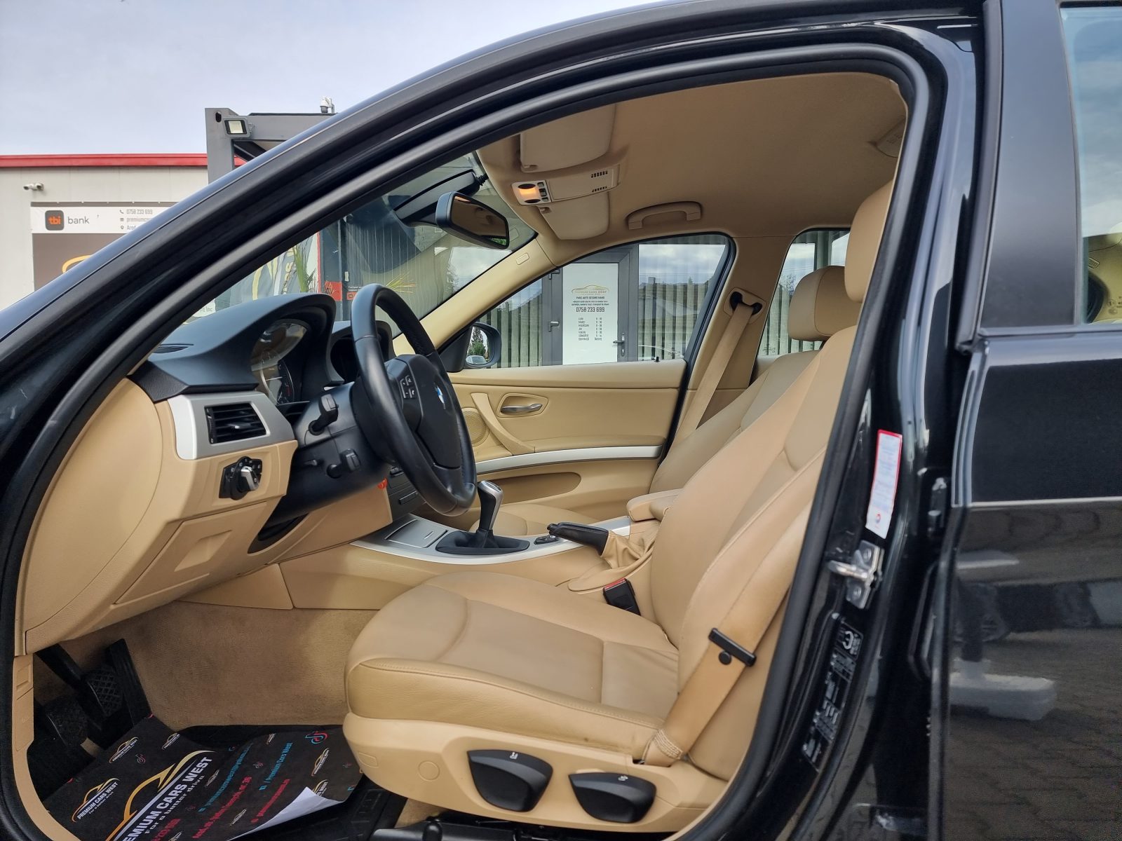 BMW SERIA 3, 2.0 DIESEL, 143 CP, AN 2010, EURO 5         RATE-LIVRARE-GARANTIE