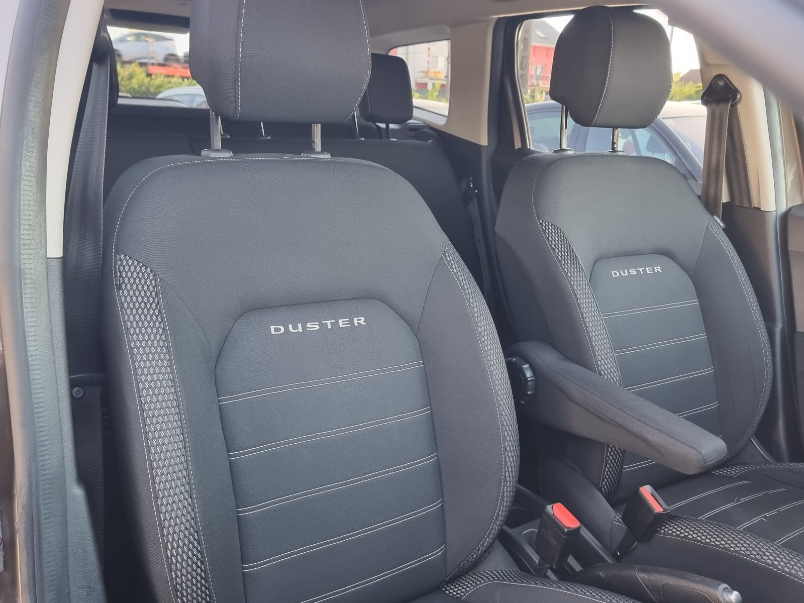 DACIA DUSTER 4X4, 1.6 BENZINA, 114 CP, AN 12/2018, EURO 6       RATE-LIVRARE-GARANTIE
