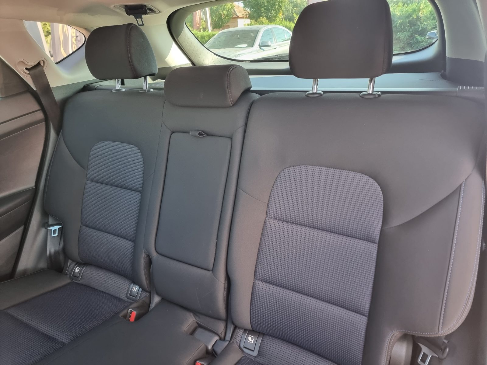 HYUNDAI TUCSON 4X4, 2.0 DIESEL, 185 CP, AN 2016, EURO 6        RATE-LIVRARE-GARANTIE