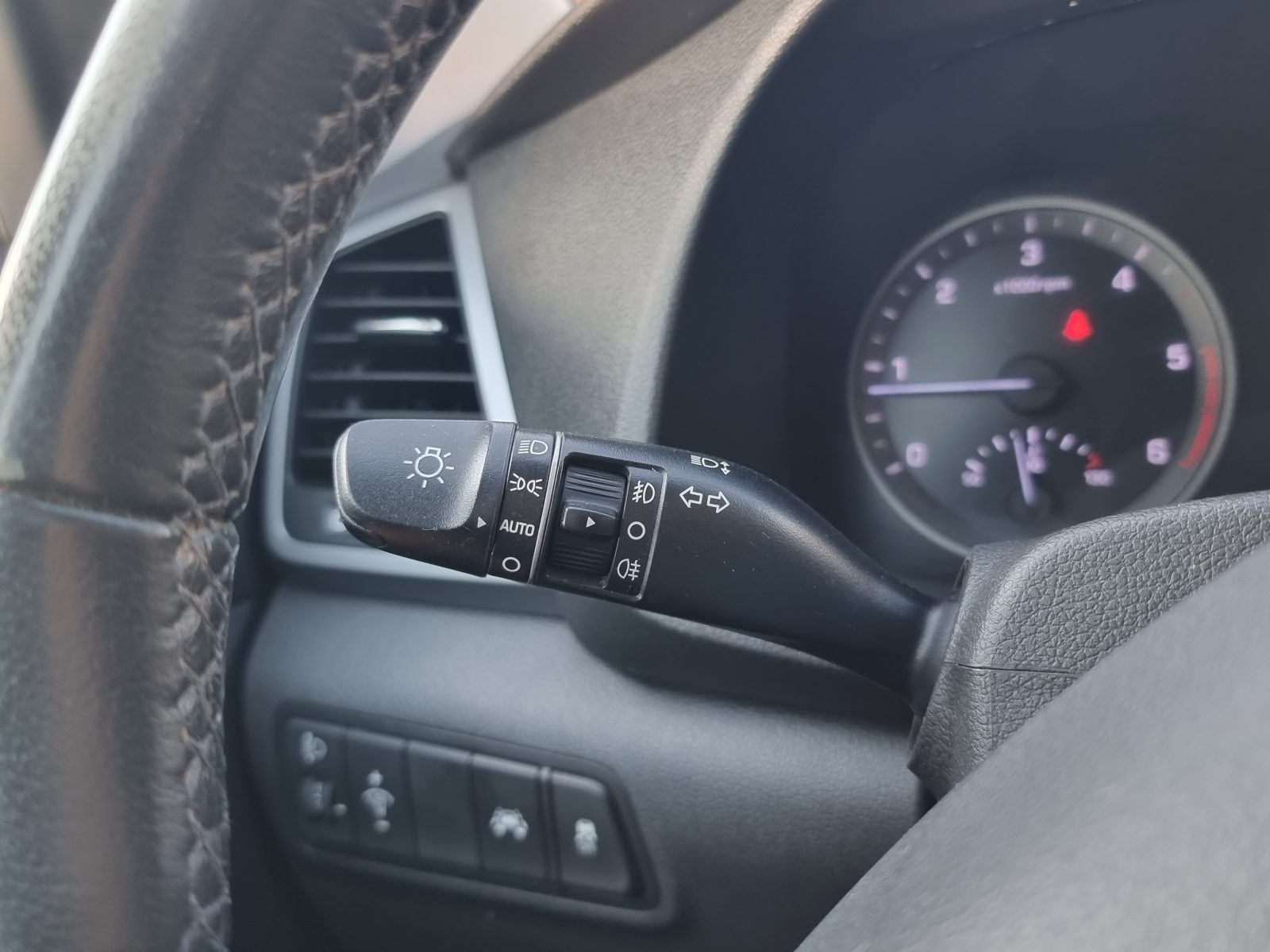 HYUNDAI TUCSON 4X4, 2.0 DIESEL, 185 CP, AN 2016, EURO 6        RATE-LIVRARE-GARANTIE
